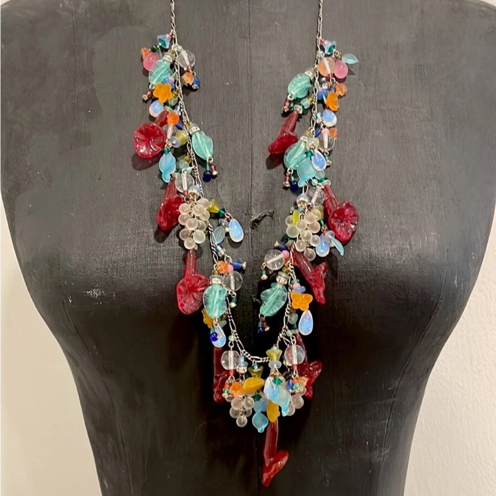 Lucy Isaacs Flower Glass Beaded Necklace
